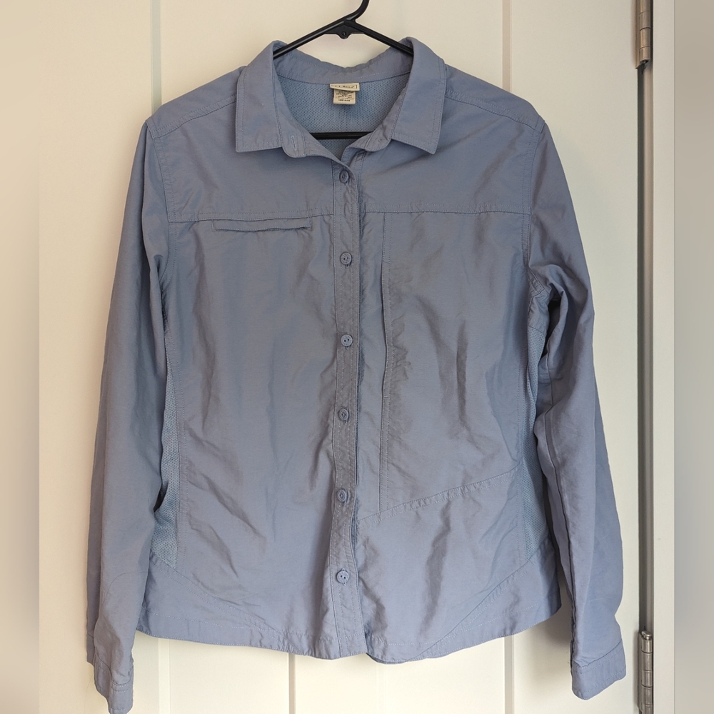 L.L. Bean Hiking Button Down Shirt Light Blue Large